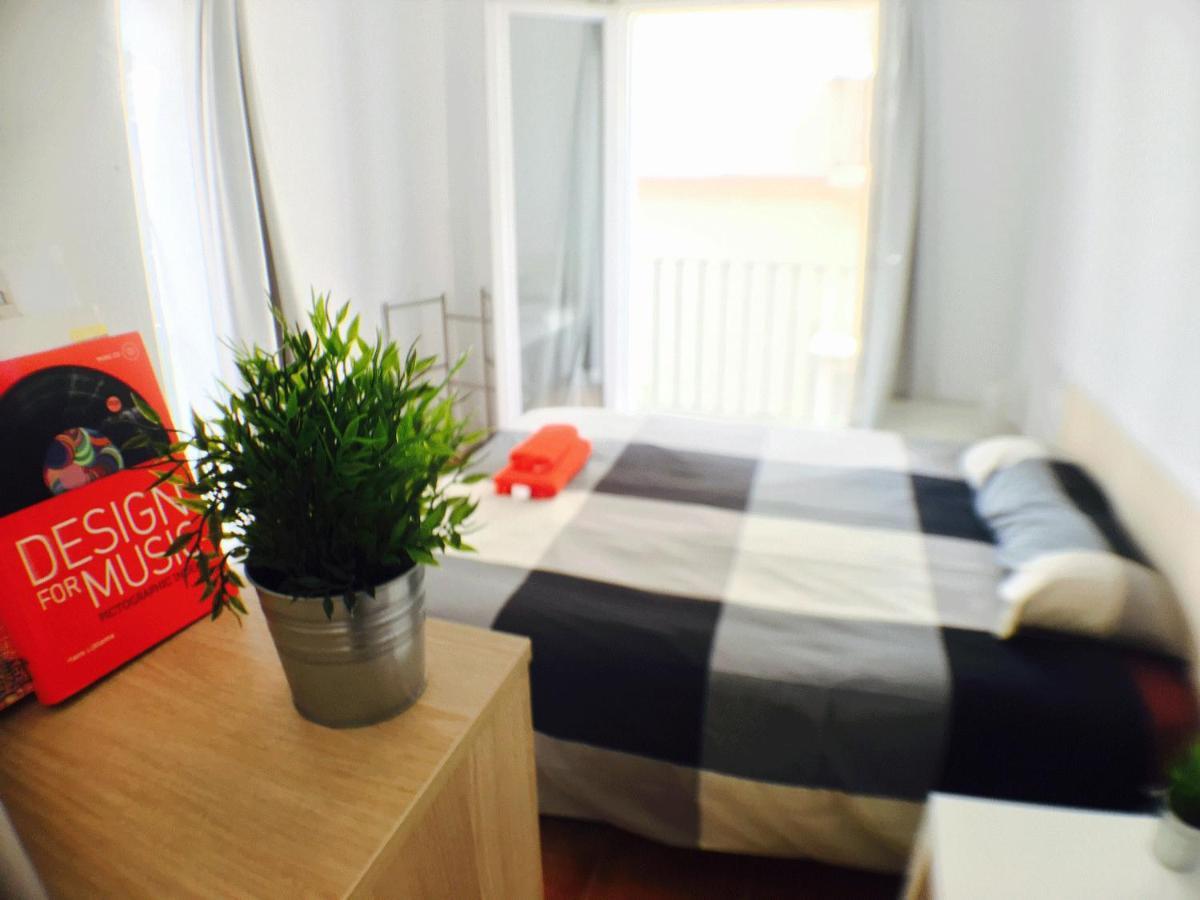 Centro + Wifi+ 2 Camas De Matrimonio +Playa Apartment กาดิซ ภายนอก รูปภาพ